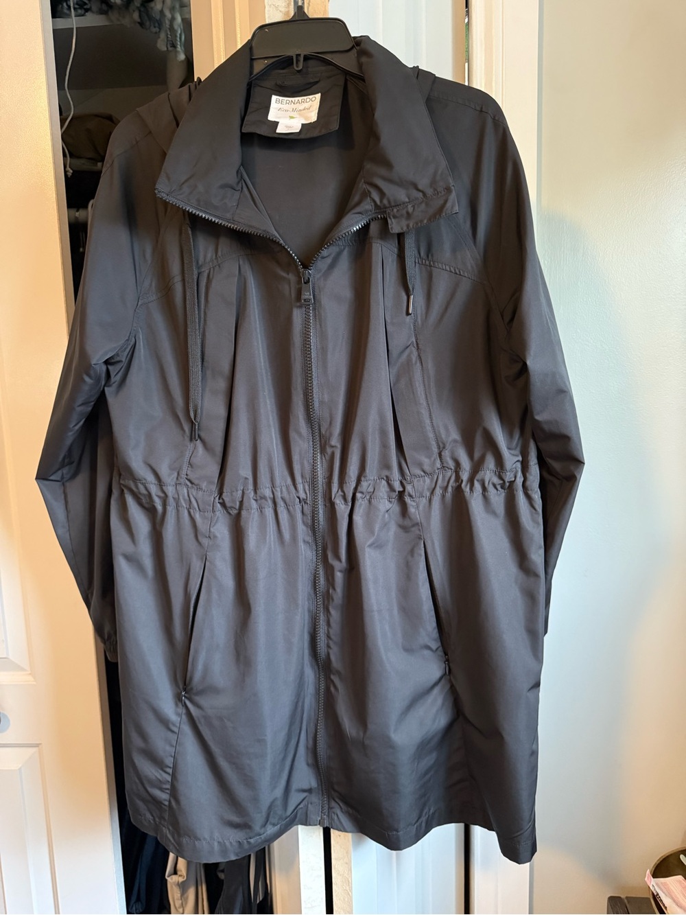 Bernardo Rain Hooded Jacket